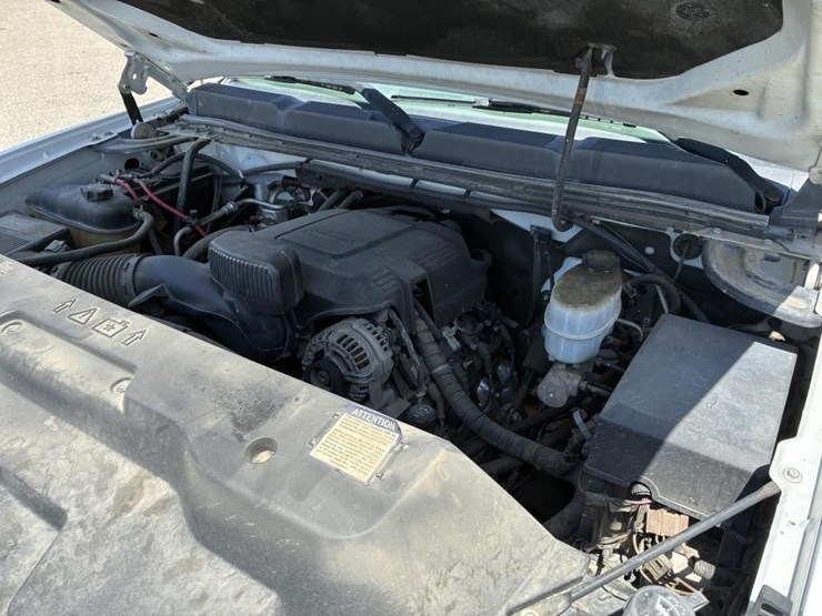 2011-chevrolet-2500-image-8