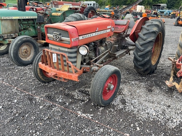 massey-ferguson-135-image-1