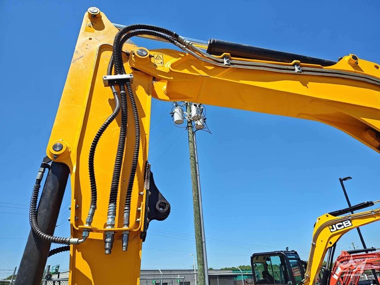 2023-jcb-90z-2-t4-midi-excavator-image-20