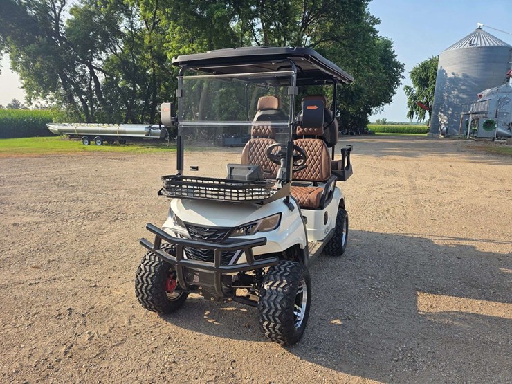 sdlg80-electric-golf-cart,-1.3-miles-(will-go-up),-60v-motor,-4-passenger,-approx-battery-range:-50-image-4