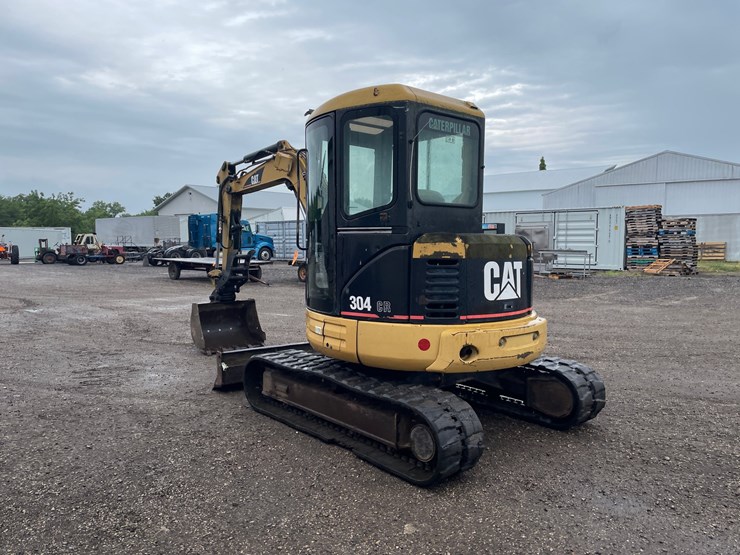 2004-caterpillar-304-image-7
