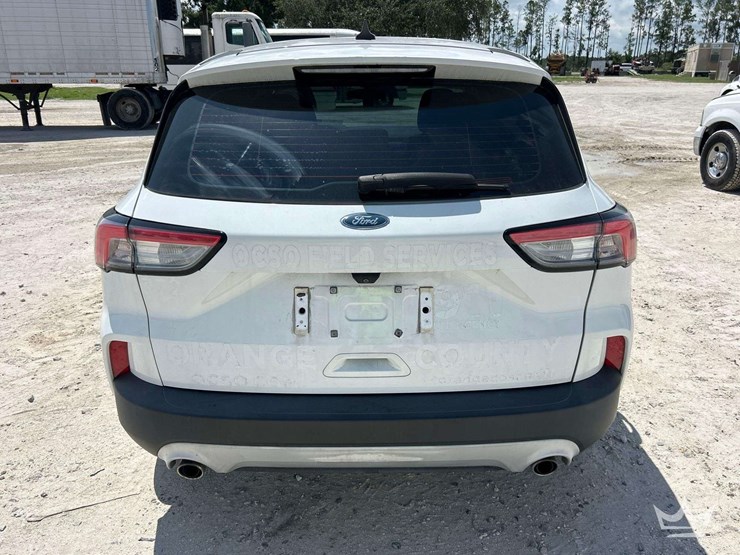 2020-ford-escape-image-25