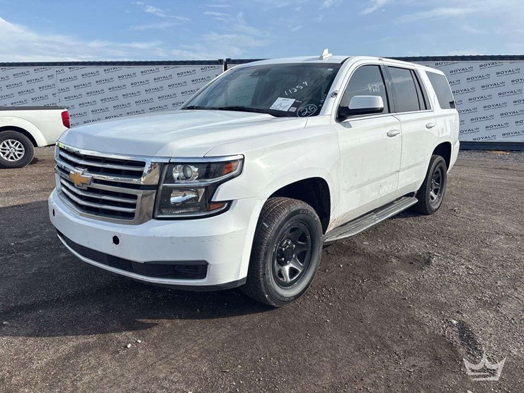 2020-chevrolet-tahoe-image-1