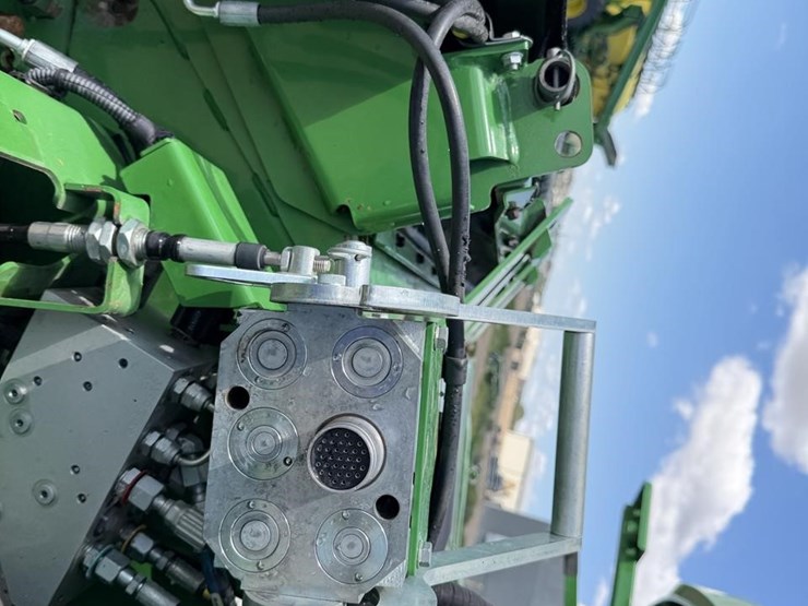 2020-john-deere-s790-image-77