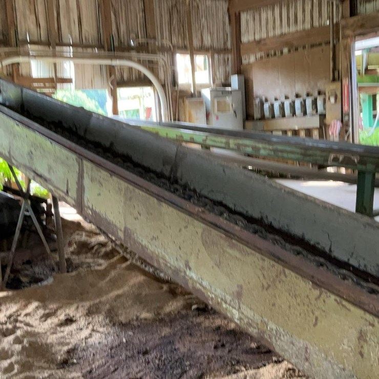 #166 • Barn Sweep Conveyor