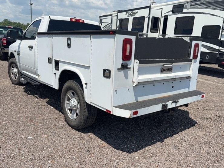 2018-dodge-2500-image-11