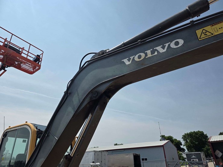 2007-volvo-ecr88-image-15