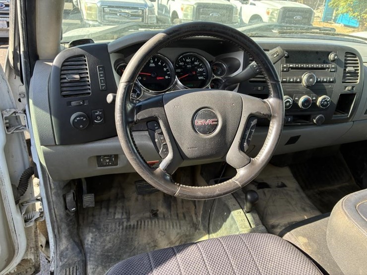 2012-gmc-sierra-2500-image-20
