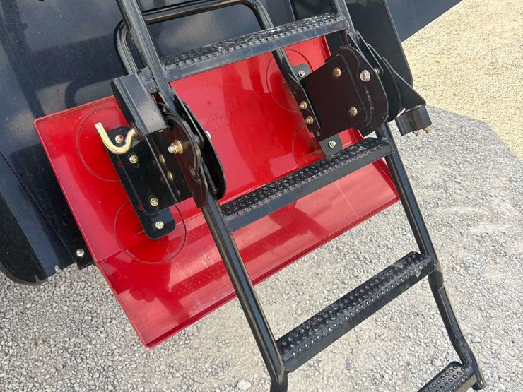 2020-case-ih-8250-image-48