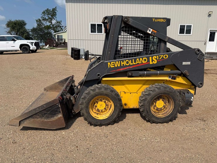 2001-new-holland-ls170-image-2
