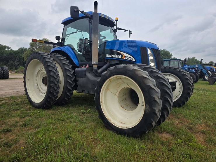 2006-new-holland-tg255-image-9
