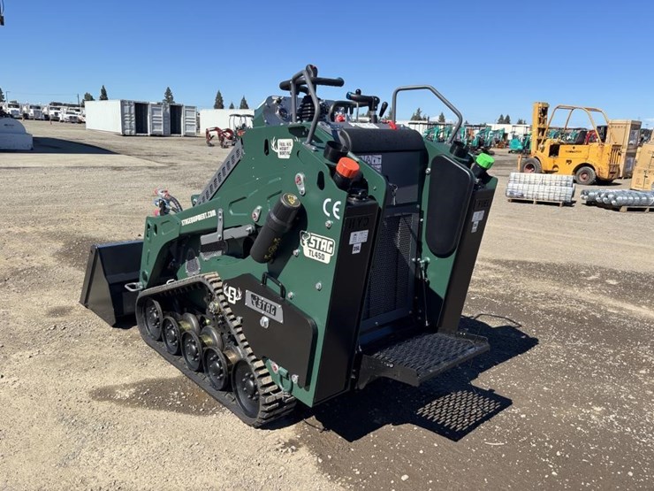2026-kubota-d1703-image-4