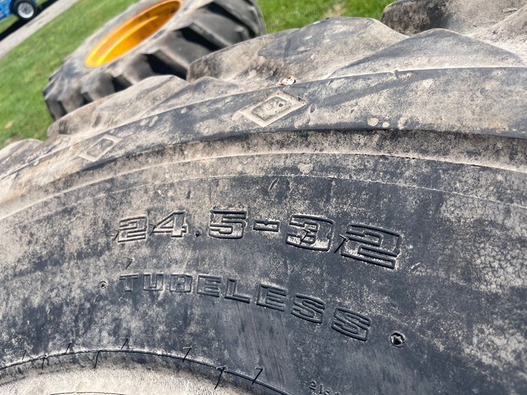 #4690-•-(2)-goodyear-tires-image-5