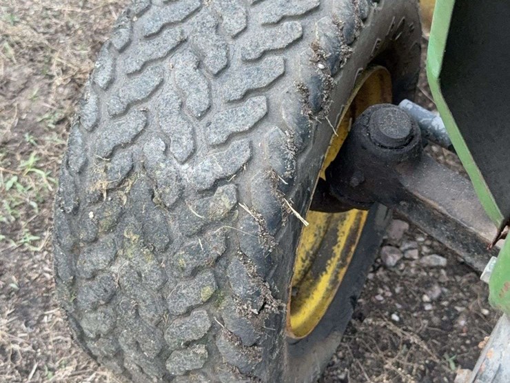 john-deere-214-image-12