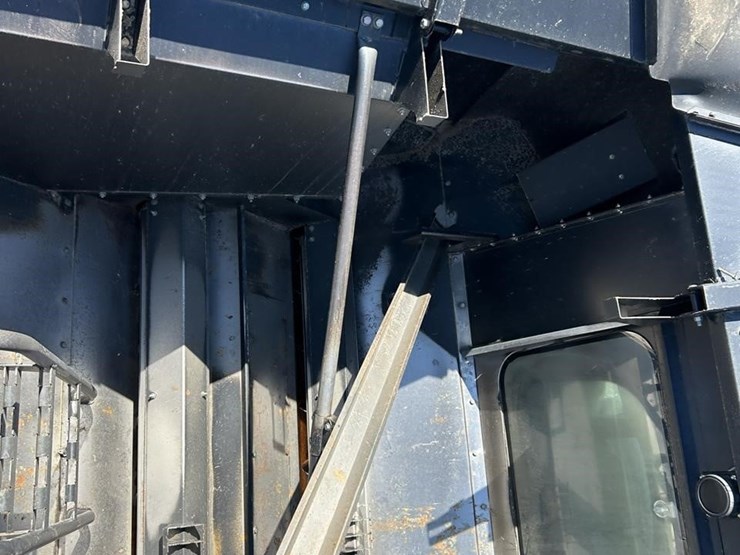2013-new-holland-cx8080-image-125