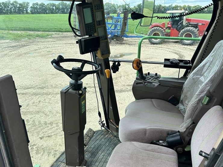 2007-john-deere-9760-sts-image-31