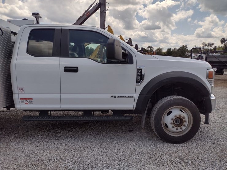ford-f550-image-24