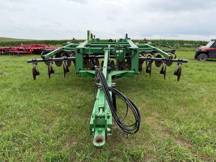 john-deere-2700-image-2
