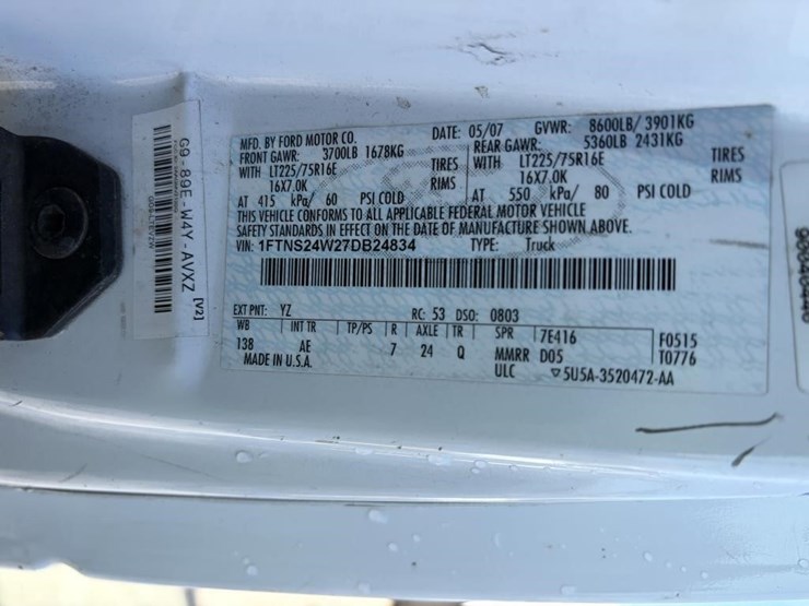 2007-ford-e250-image-23
