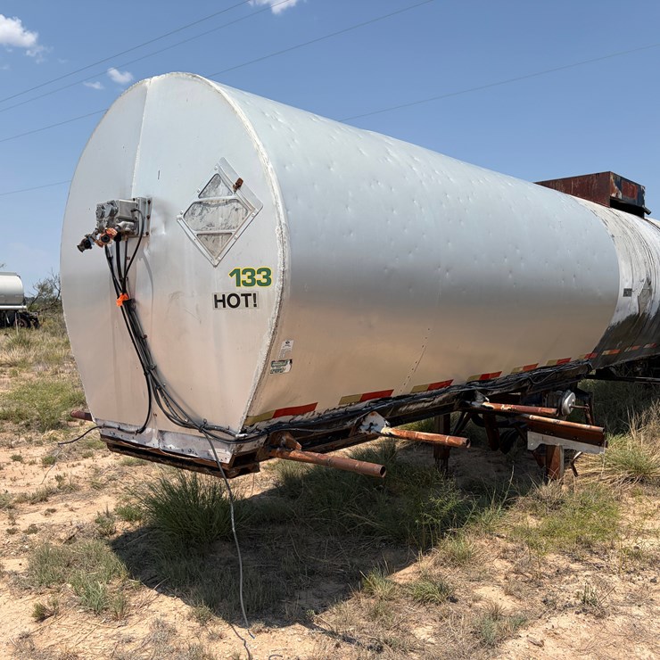 1975 ASPHAULT OILER TRAILER