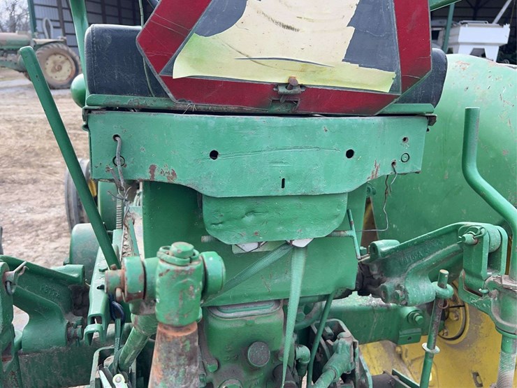 john-deere-70-image-49