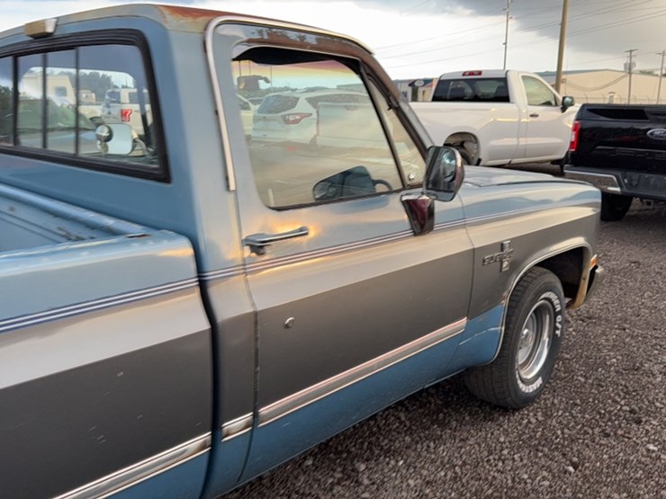 1987-chevrolet-c10-image-5