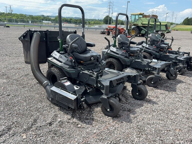 #3071-•-yakta-yxr720-zero-turn-mower-image-3