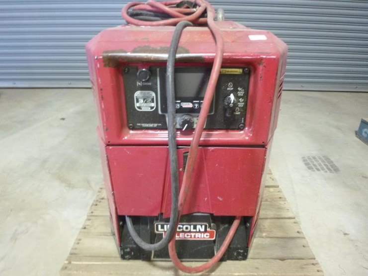 lincoln-330mpx-welding-generator-image-5