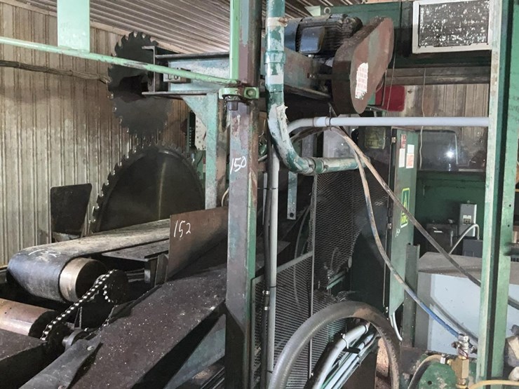 #152-•-hmc-husk-frame-with-56”-saw-image-4
