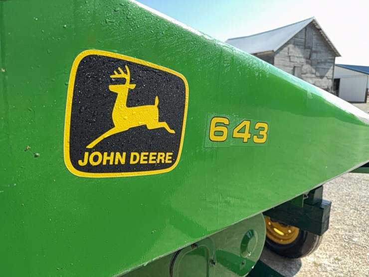 1990-john-deere-643-image-10