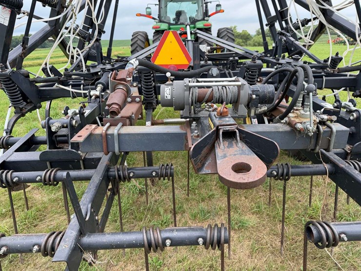 flexi-coil-model-340-41’-chisel-plow,-set-up-for-anhydrous-currently,-3-bar-coil-tine-harrow,-hydrau-image-19