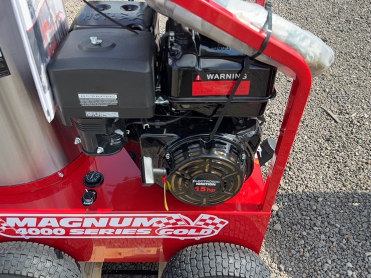 #2075-•-magnum-4000-series-heated-pressure-washer-image-4