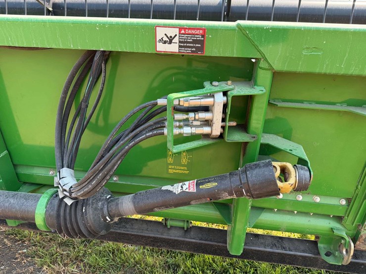 john-deere-630f-image-28
