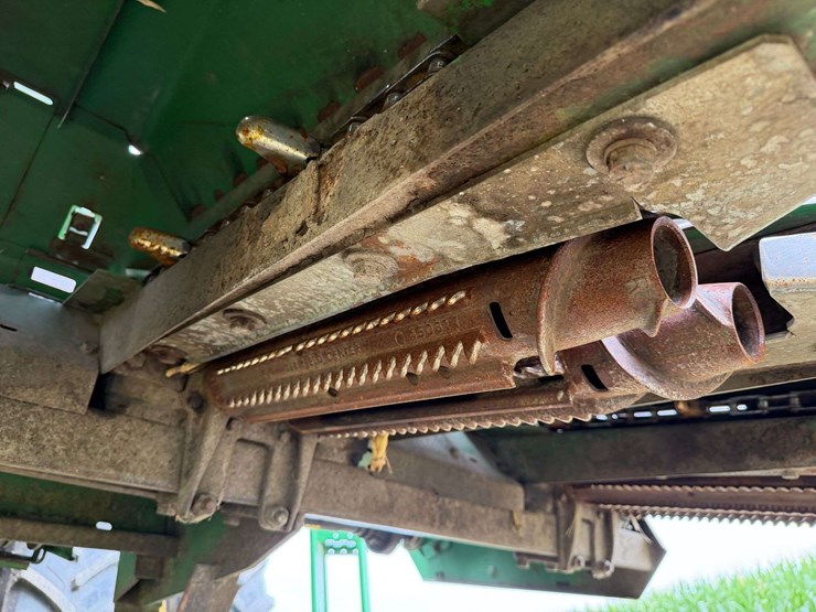john-deere-643-image-12