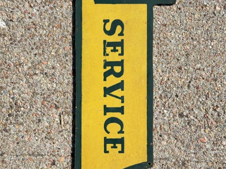 john-deere-double-sided-wood-parts-and-service-display-topper-image-8