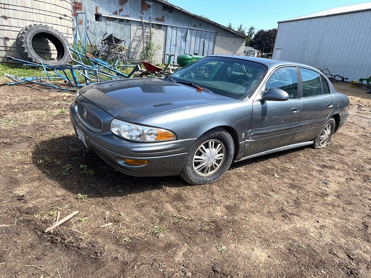 #4682-•-2005-buick-lesabre-(no-title,-for-parts)-image-1