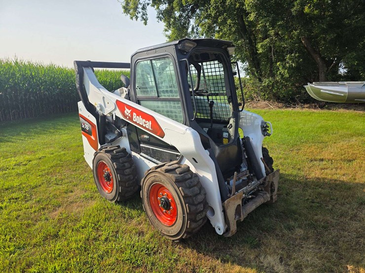 2021-bobcat-s76-image-16