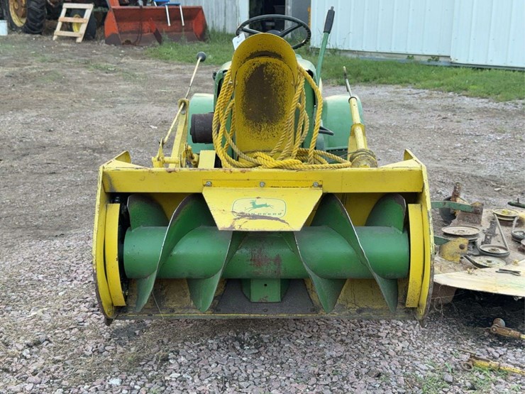 john-deere-110-image-9