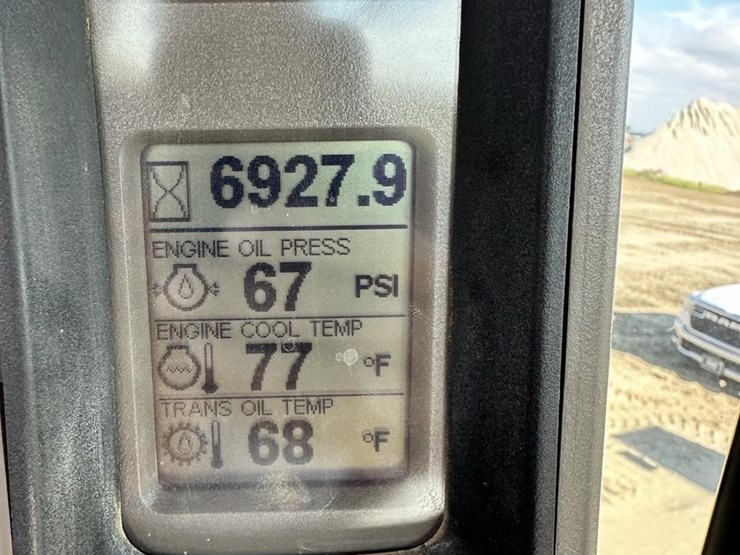 2010-case-ih-steiger-485-image-12