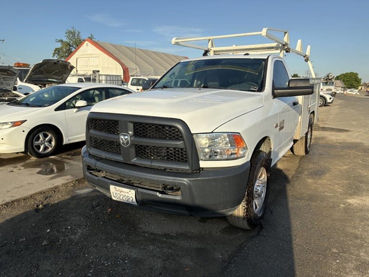 2018-dodge-ram-2500-image-1
