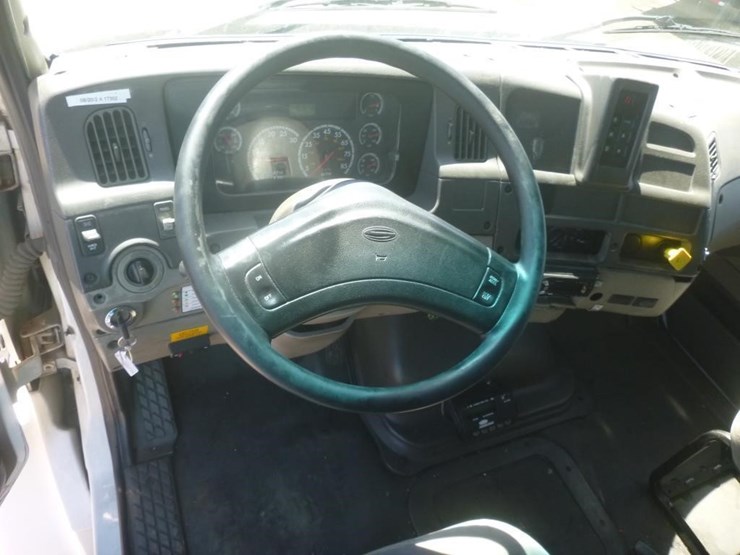 2005-sterling-acterra-image-22