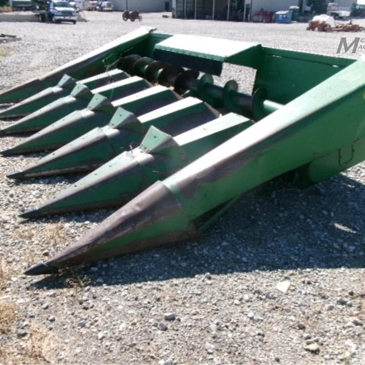 1981 JOHN DEERE 643