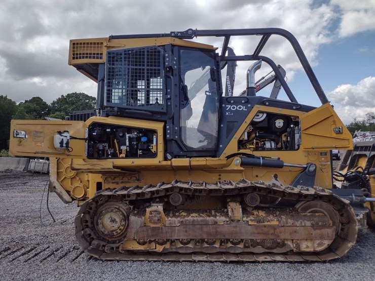 deere-700l-image-28
