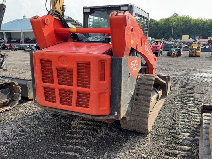 kubota-svl97-2-image-6