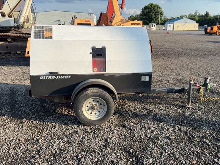 #2096-•-rotair-towable-air-compressor-image-3