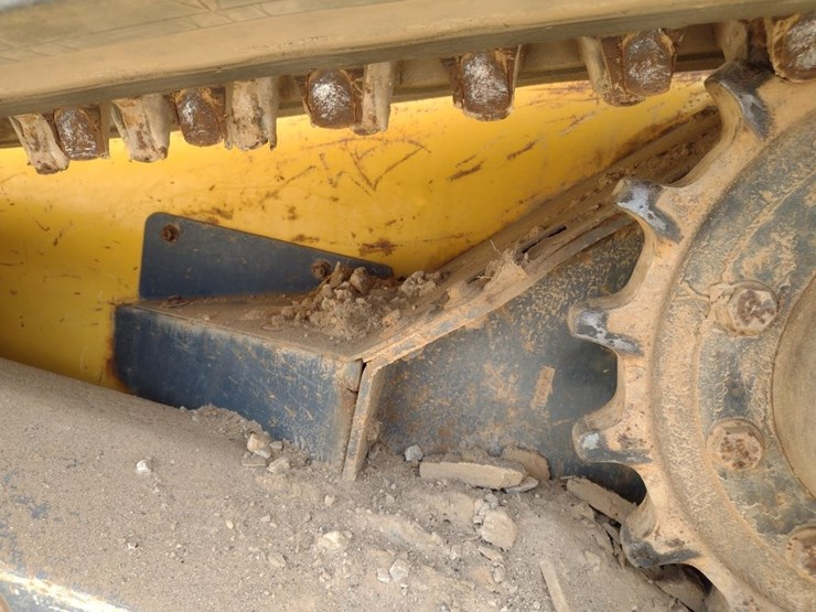 deere-333g-image-16