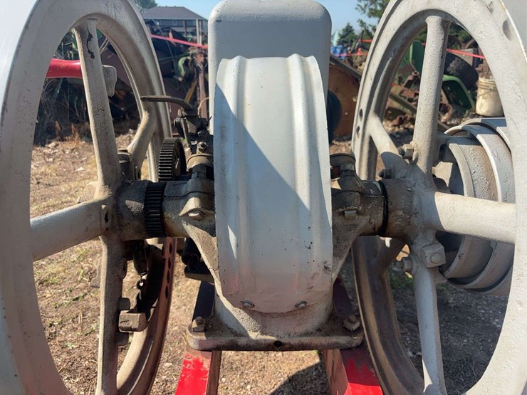 monitor-5-horse-hit-and-miss-engine-with-cart-image-20