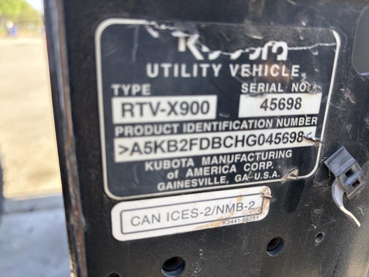 2017-kubota-rtv-x900-image-17