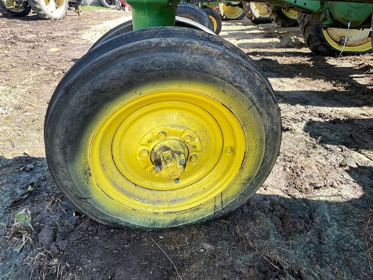 john-deere-b-image-18