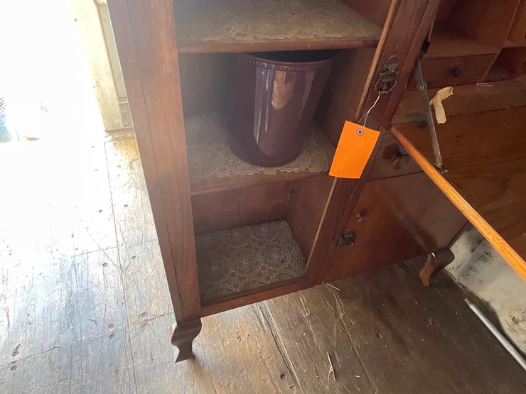 #4708-•-antique-display-cabinet-image-8